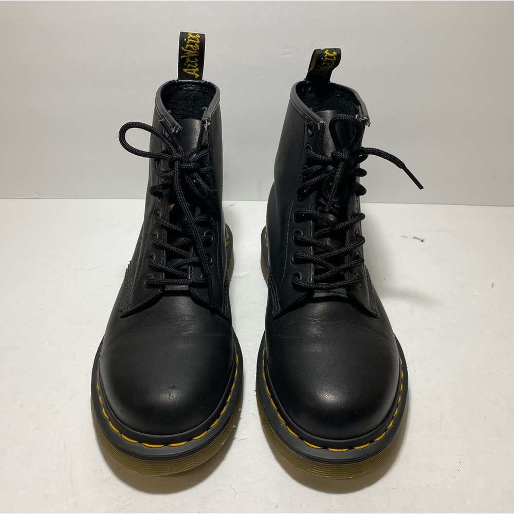 DR. MARTENS 11822 Unisex Black Leather Combat Boots SIZE Mens 4 Women's 5